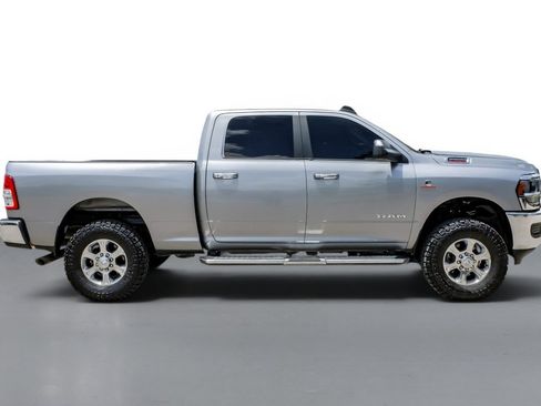 Used 2019 RAM 2500 Big Horn AWD/4WD image 5