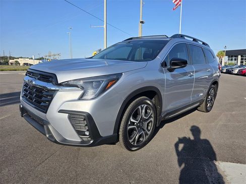 Used 2024 Subaru Ascent Limited w/ Technology Package image 6