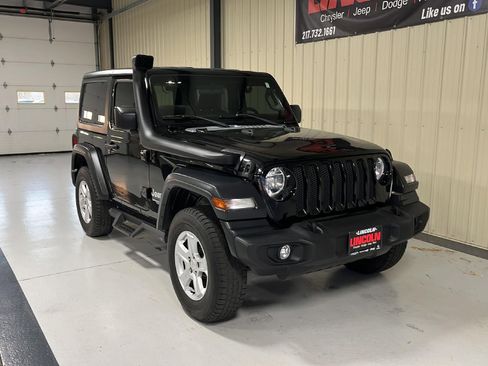 Used 2020 Jeep Wrangler Sport image 4