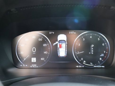 Used 2021 Volvo V60 T5 Cross Country w/ Climate Package image 14