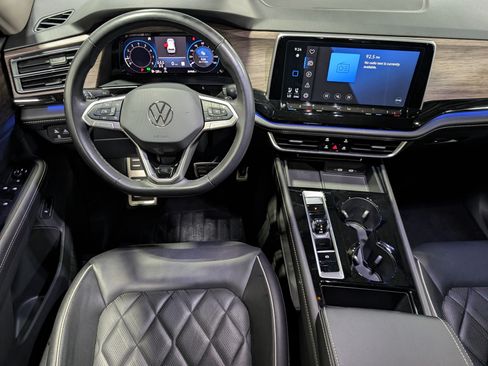 Used 2024 Volkswagen Atlas SEL Premium R-Line AWD/4WD image 14