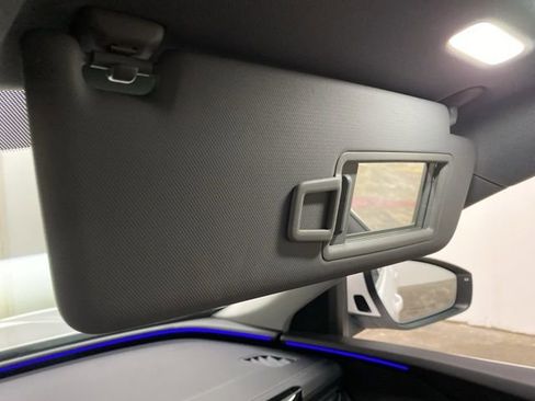 Used 2025 Audi Q5 Premium w/ Convenience Package image 58