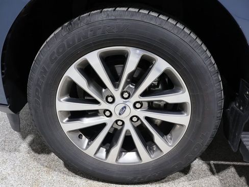 Used 2018 Ford Expedition Limited image 8