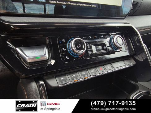Used 2024 GMC Sierra 1500 AT4 w/ Technology Package AWD/4WD image 19