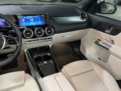 Certified 2026 Mercedes-Benz GLA 250 4MATIC image 38