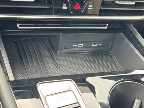 Used 2026 Volkswagen Atlas Cross Sport SE w/ Black Wheel Package FWD image 23