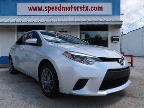 Used 2014 Toyota Corolla LE FWD image 6