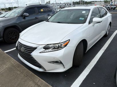 Used 2017 Lexus ES 350 w/ Premium Package