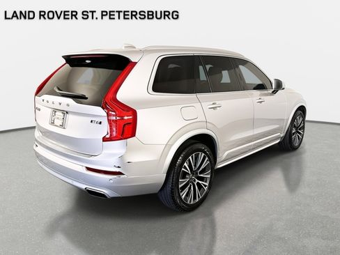 Used 2021 Volvo XC90 T6 Momentum w/ Protection Package Premier image 6