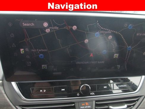 Used 2024 Nissan Altima 2.5 SV w/ SV Premium Package FWD image 15