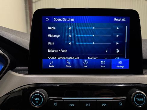 Used 2021 Ford Escape SEL w/ Technology Package FWD image 17