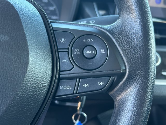 Used 2024 Toyota Corolla LE FWD image 17