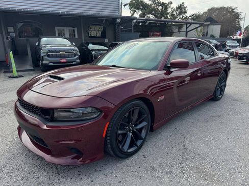 Used 2019 Dodge Charger Scat Pack w/ Technology Group RWD image 2