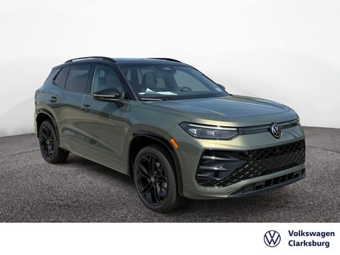 New 2026 Volkswagen Tiguan SE R-Line AWD/4WD image 7