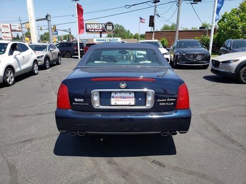 Used 2002 Cadillac De Ville w/ Comfort/Convenience Pkg FWD image 6