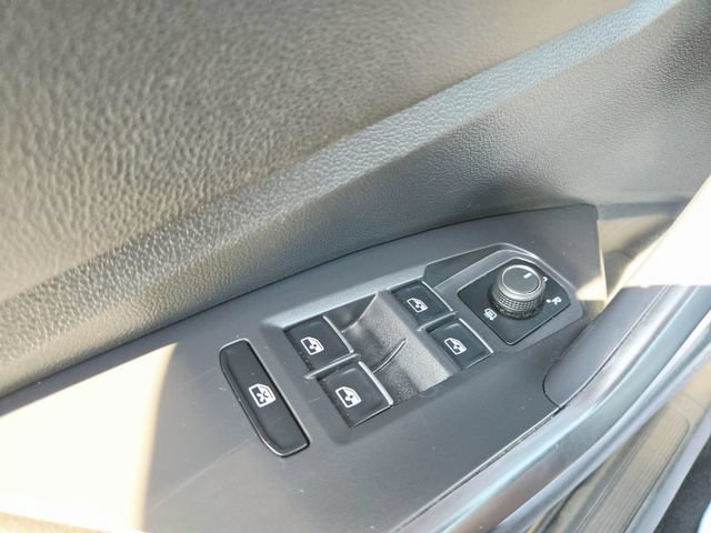Used 2025 Volkswagen Jetta S FWD image 27