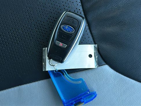 Used 2020 Subaru Crosstrek 2.0i Limited w/ Moonroof Package w/Navigation image 29