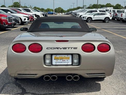 Used 1998 Chevrolet Corvette Convertible w/ Memory Pkg RWD image 4