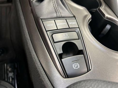 Used 2024 Toyota Camry XSE image 29