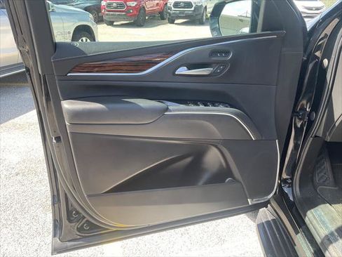 Used 2022 Cadillac Escalade ESV Luxury RWD image 21