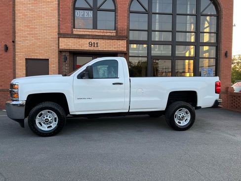 Used 2015 Chevrolet Silverado 2500 W/T w/ Snow Plow Prep Package AWD/4WD image 4