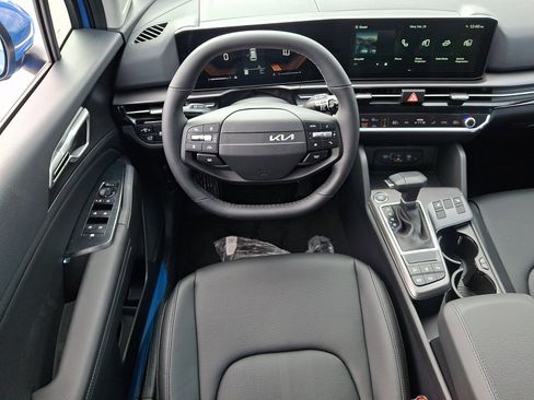 New 2026 Kia Sportage EX image 9
