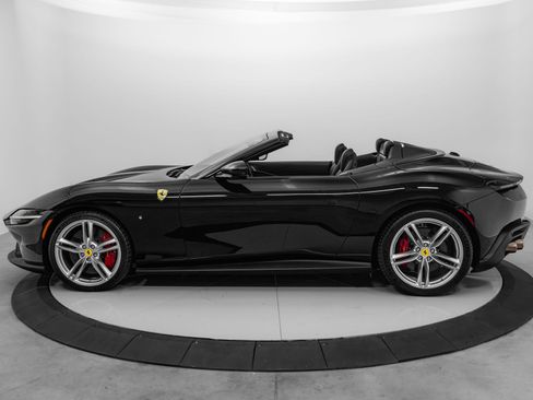 Certified 2025 Ferrari Roma Spider RWD image 3