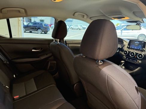 Used 2021 Nissan Sentra SV FWD image 15
