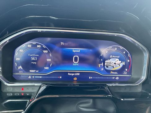 Used 2025 Chevrolet Silverado 2500 LT image 12