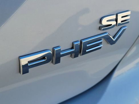 Used 2025 Mitsubishi Outlander SE image 10