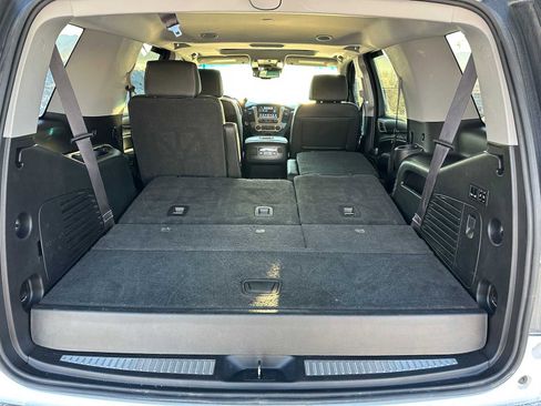 Used 2017 GMC Yukon Denali image 14