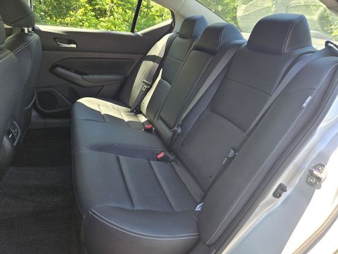 Used 2025 Nissan Altima 2.5 SL FWD image 27