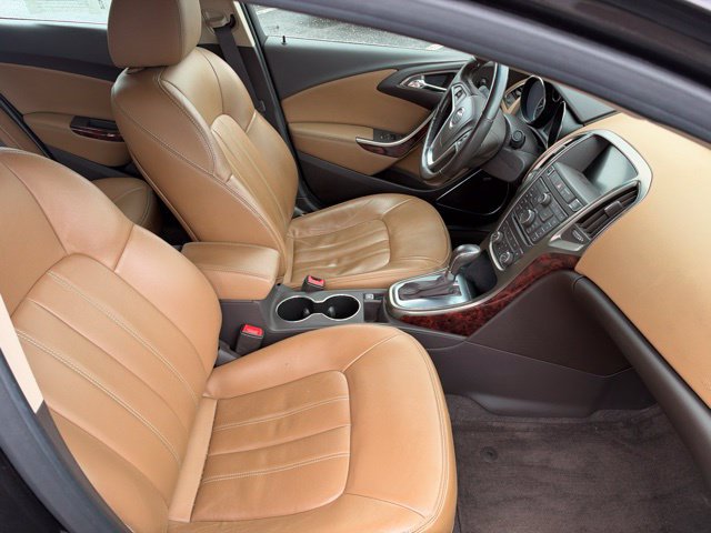 Used 2012 Buick Verano Leather FWD image 12