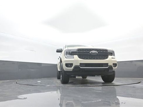 New 2025 Ford Ranger XLT w/ Black Appearance Package image 24