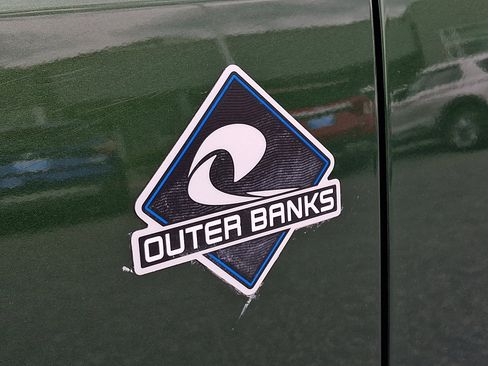 Certified 2025 Ford Bronco Outer Banks AWD/4WD image 30