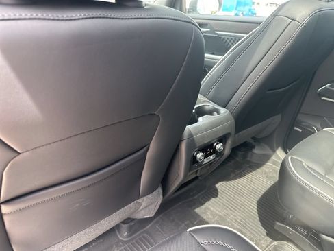 Used 2025 GMC Acadia Denali w/ LPO, Floor Liner Package AWD/4WD image 29