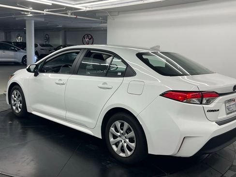 Used 2026 Toyota Corolla LE image 3