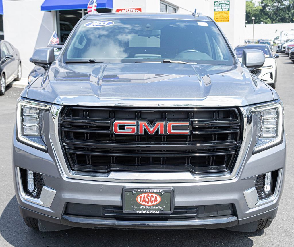 Used 2022 GMC Yukon SLE w/ Gmc Pro Safety Plus Package AWD/4WD image 9