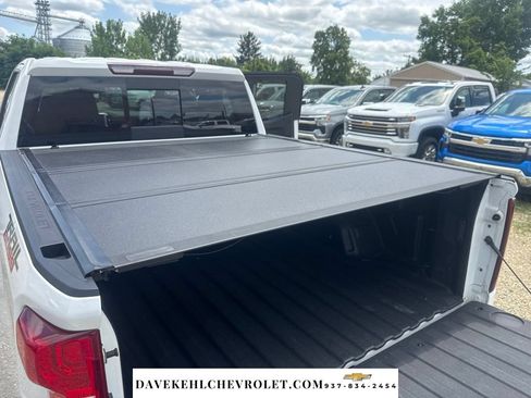 Used 2020 Chevrolet Silverado 1500 LT Trail Boss AWD/4WD image 39