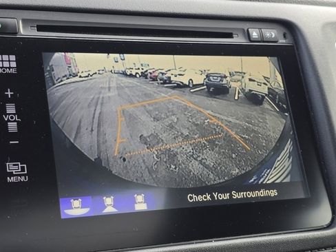 Used 2018 Honda HR-V EX image 8