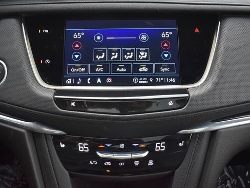 Certified 2023 Cadillac XT5 Premium Luxury AWD/4WD image 18
