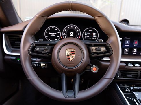 Certified 2026 Porsche 911 Carrera image 13