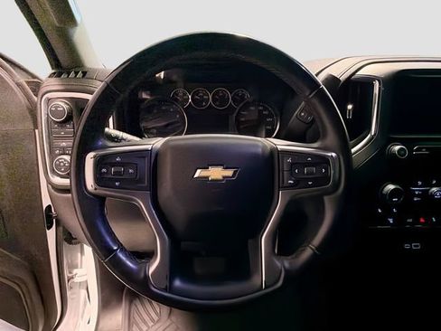 Used 2023 Chevrolet Silverado 2500 LT AWD/4WD image 10