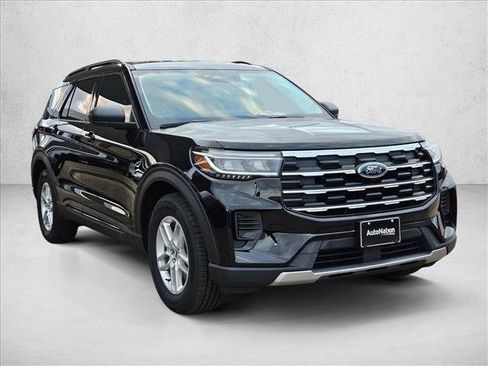 New 2026 Ford Explorer Active RWD image 7