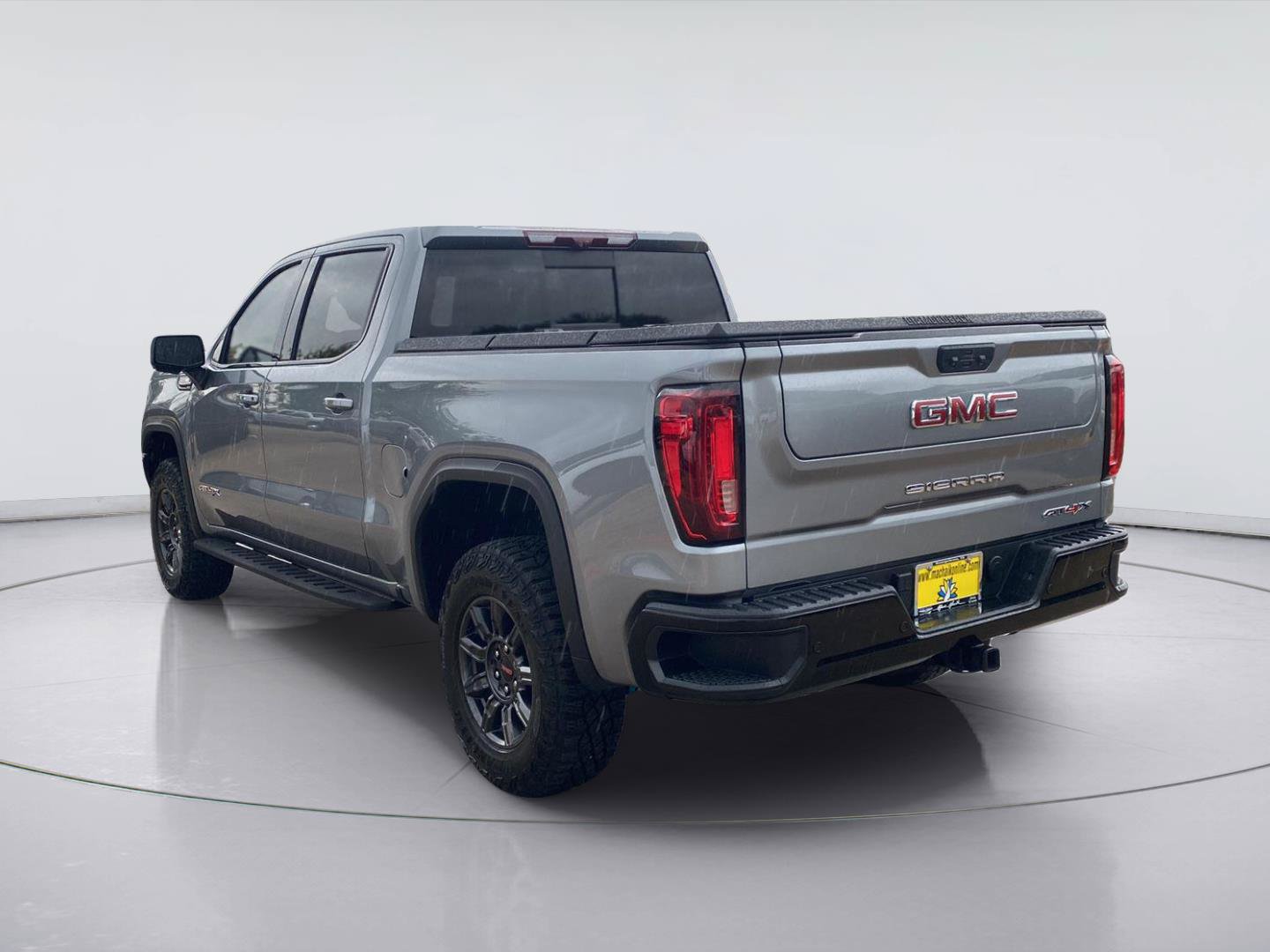 Used 2024 GMC Sierra 1500 AT4X AWD/4WD image 6
