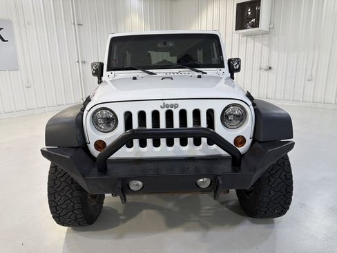 Used 2013 Jeep Wrangler Unlimited Sport image 8