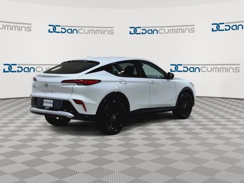 New 2026 Buick Envista Sport Touring image 9