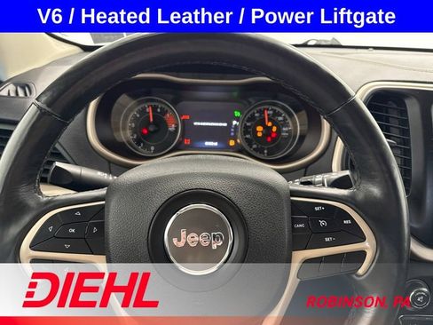 Used 2018 Jeep Cherokee Limited AWD/4WD image 24
