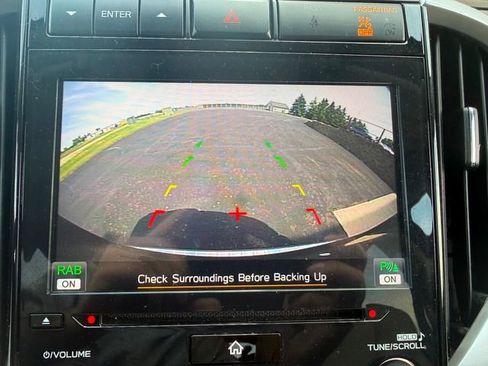Used 2020 Subaru Ascent Limited w/ Technology Package AWD/4WD image 12