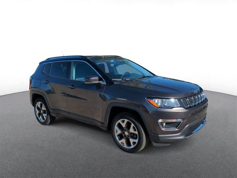 Certified 2019 Jeep Compass Limited image 2